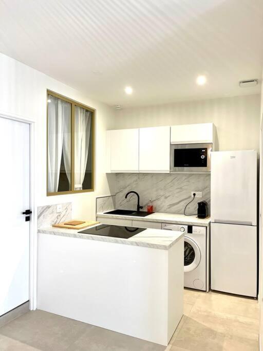 Appartement Moderne + Parking A 50M De La Mer لا سيوتا المظهر الخارجي الصورة
