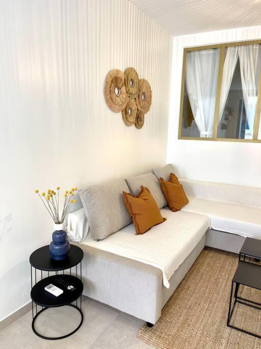 Appartement Moderne + Parking A 50M De La Mer لا سيوتا المظهر الخارجي الصورة